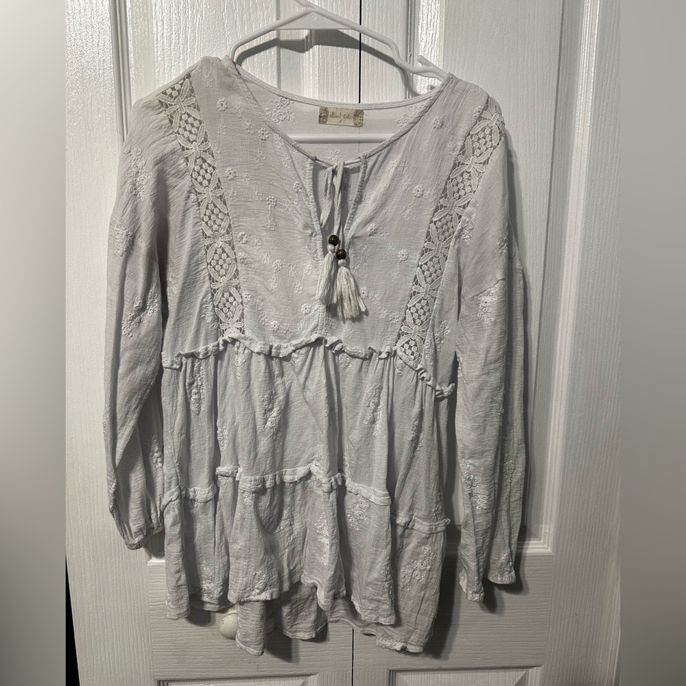 Altar’d State White Top